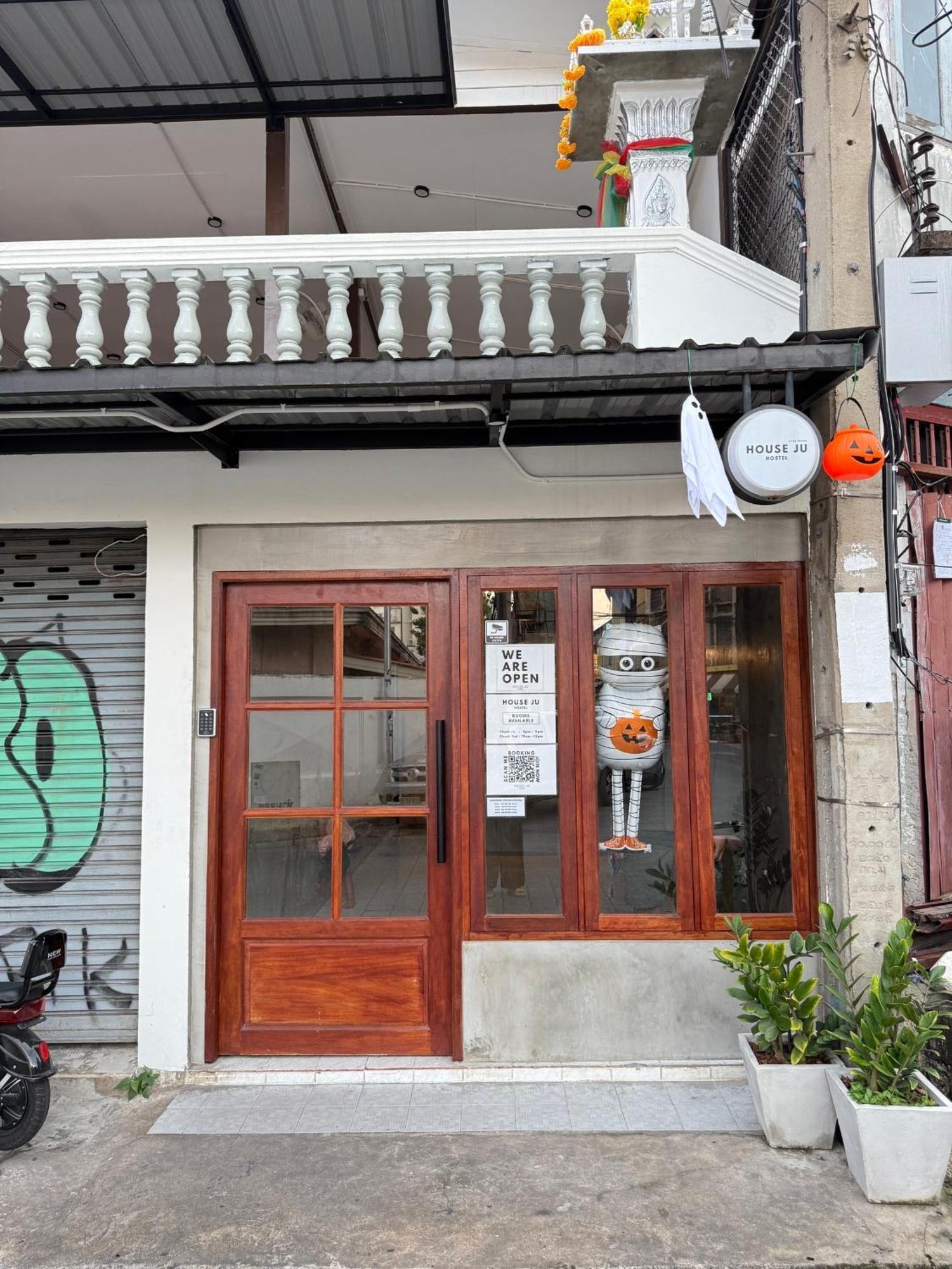 Hostel House Ju Bangkok Exterior foto